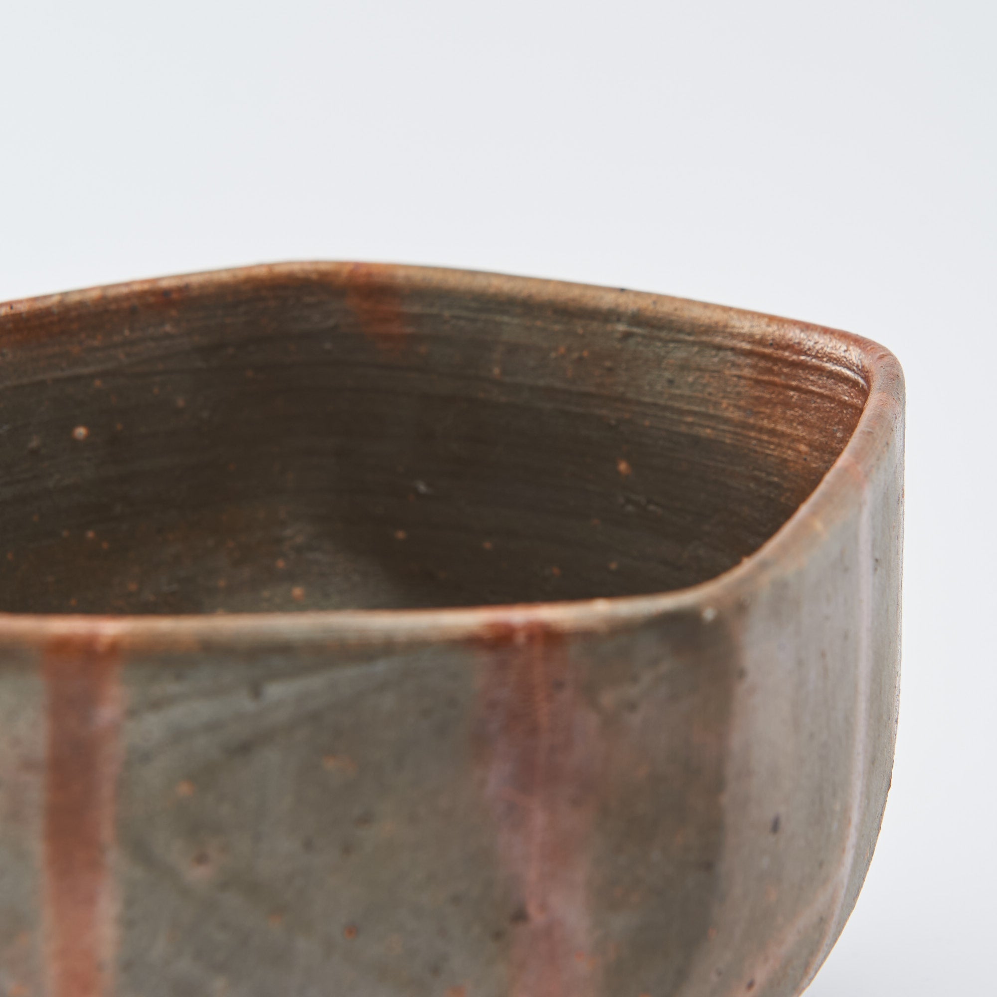 Shimmering Stripe Five-Sided Matcha Bowl