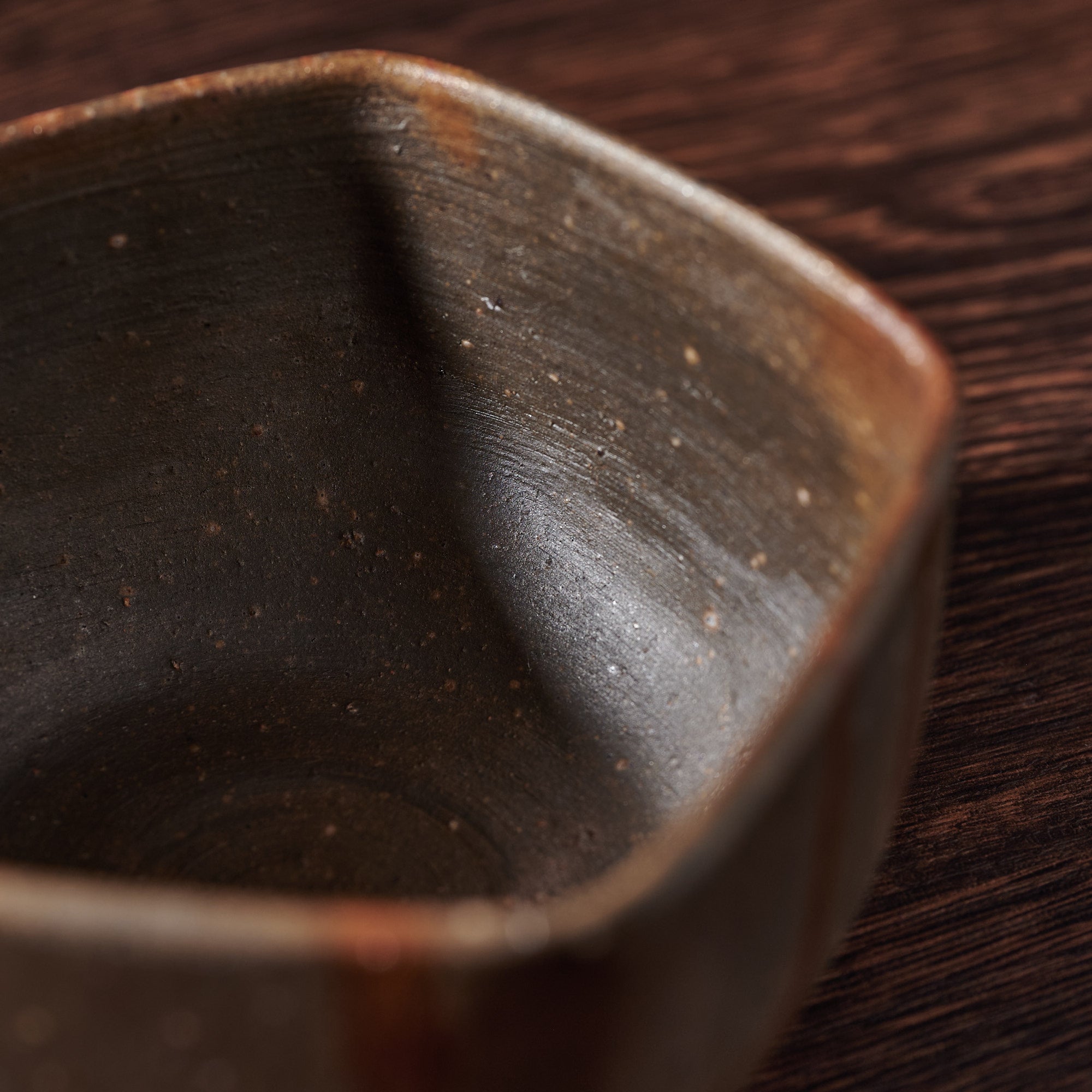 Shimmering Stripe Five-Sided Matcha Bowl