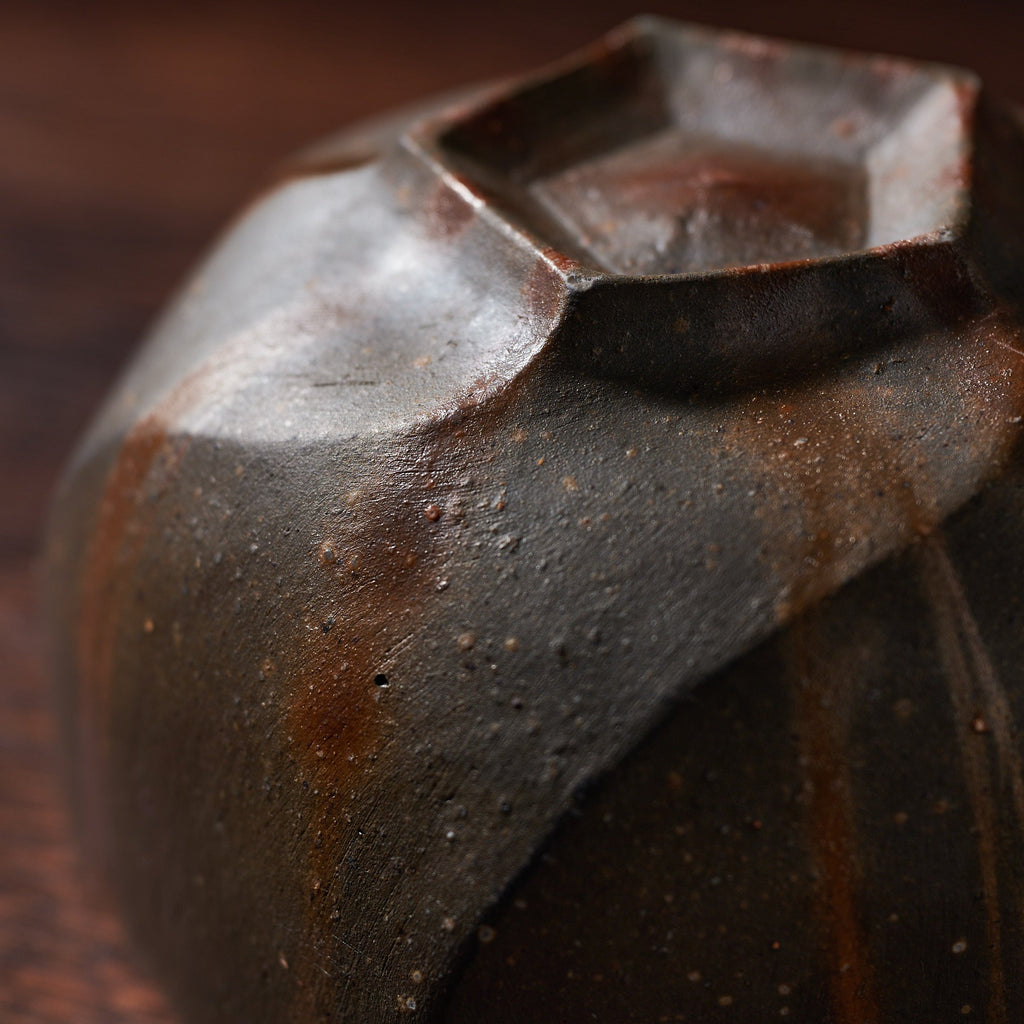 Shimmering Stripe Five-Sided Matcha Bowl