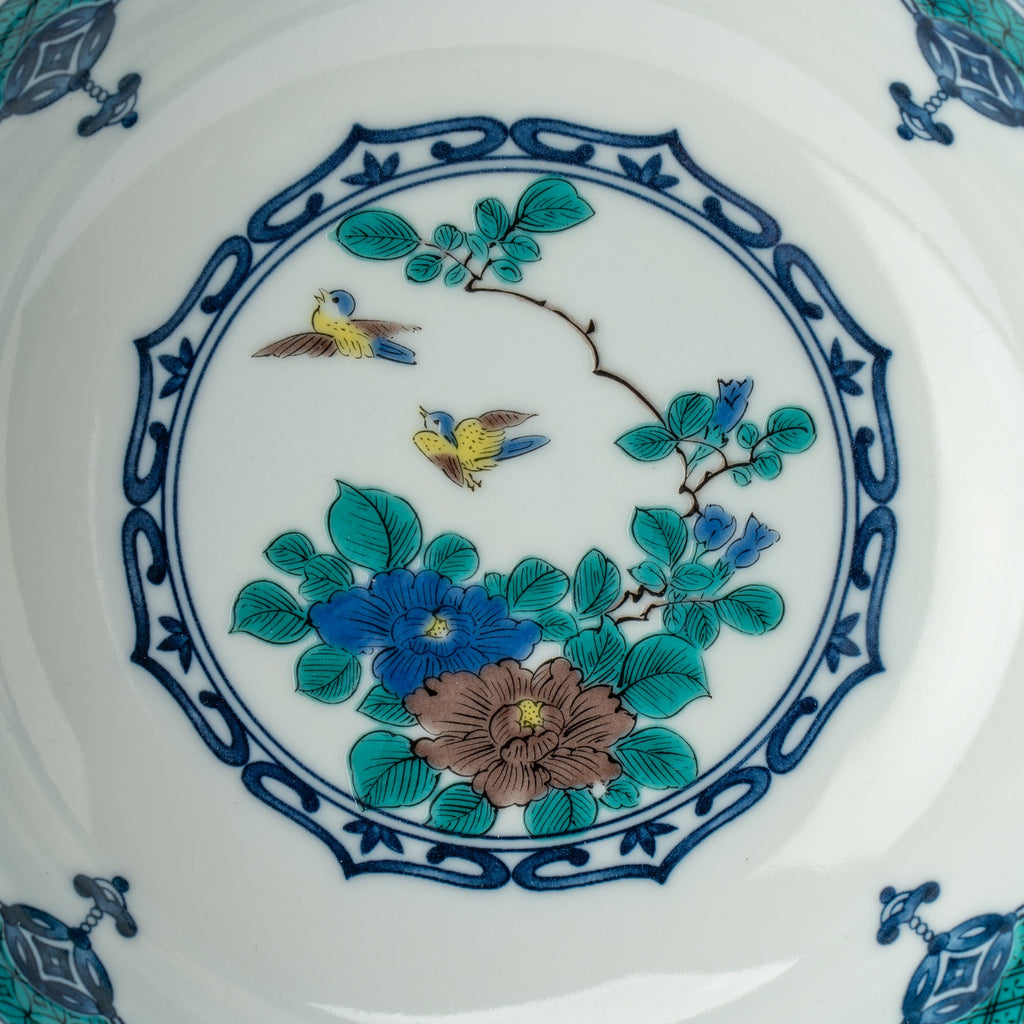 Treasure Crest Octagonal Medium Bowl