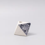 Vase Triangular White Chrysanthemum 130ml