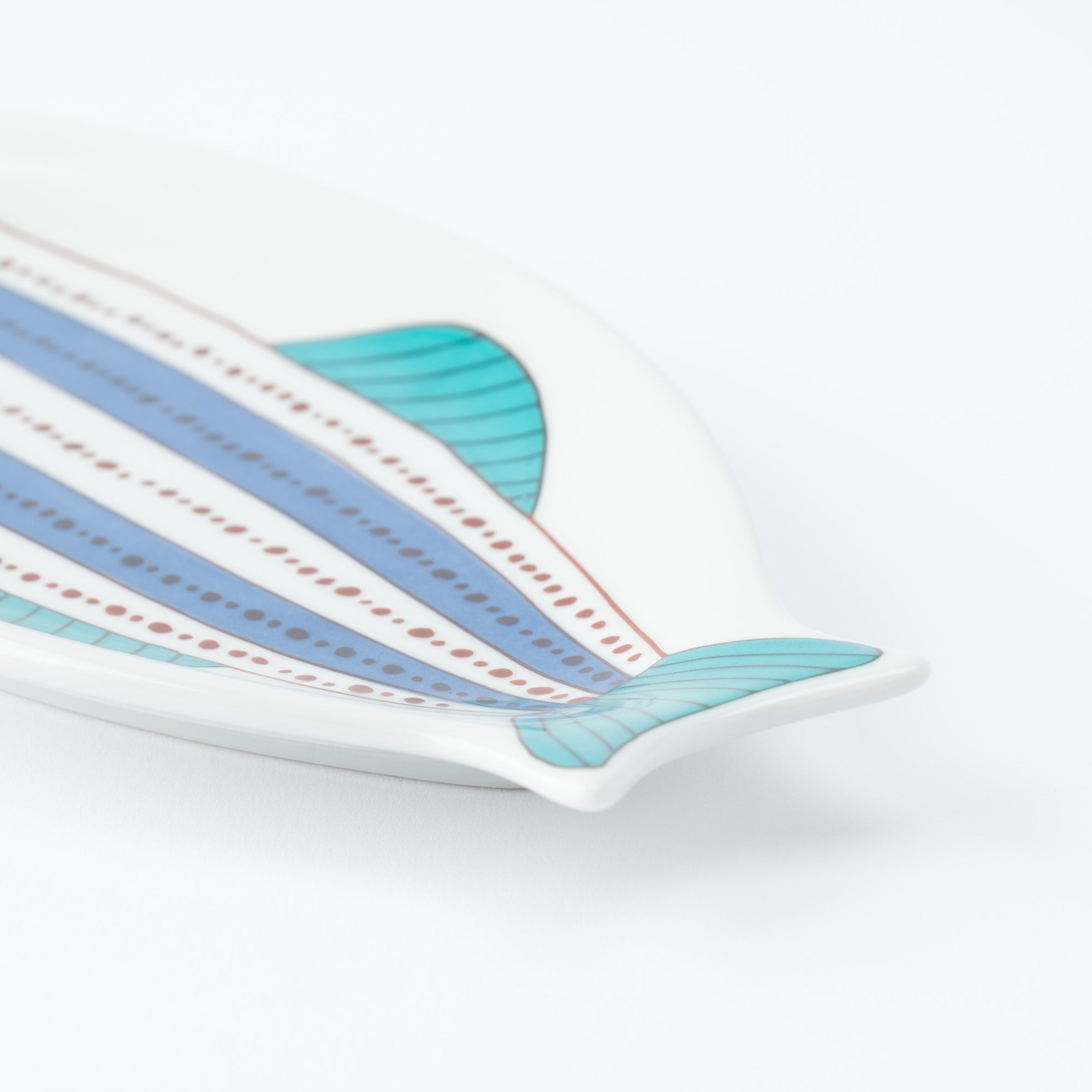 Fish Shaped Dinner Plate