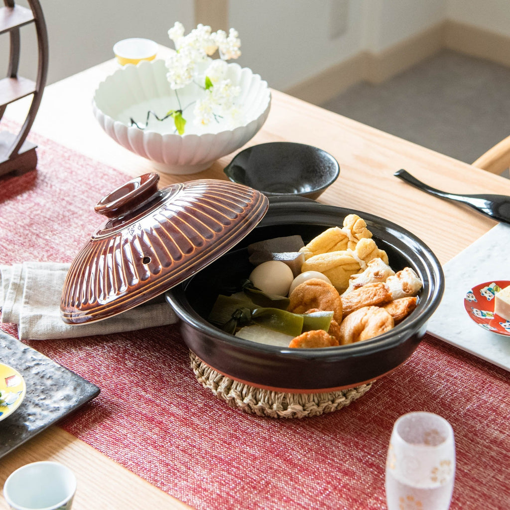 Kikka Donabe Japanese Clay Pot for 2 to 3 People