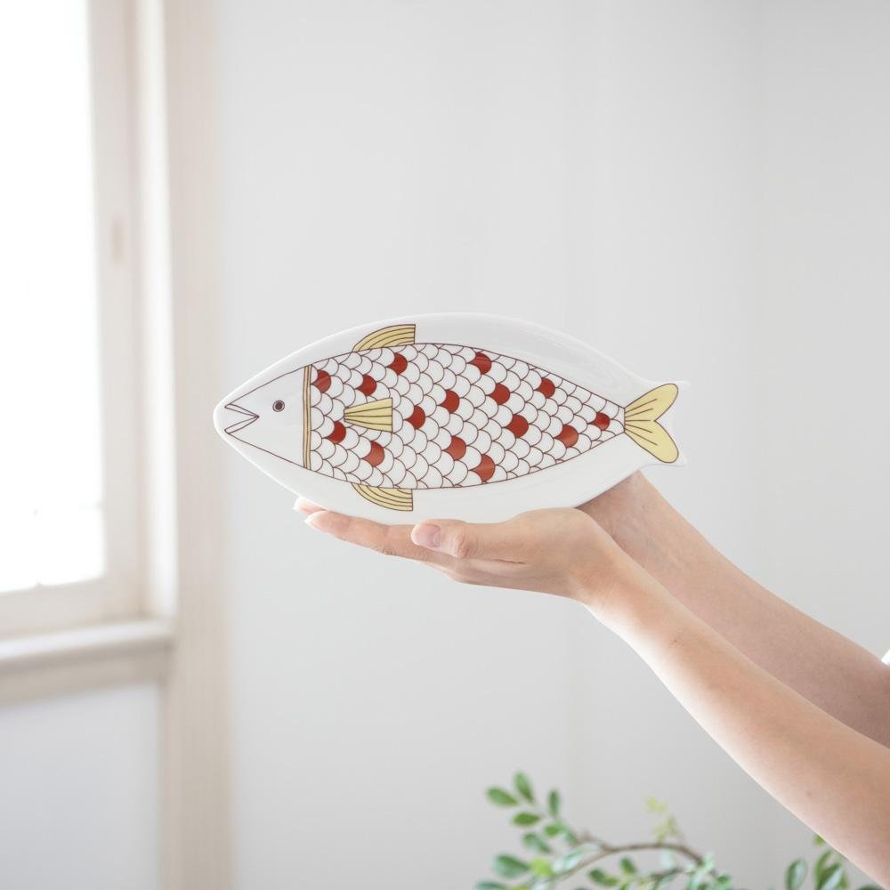 Fish Shaped Dinner Plate