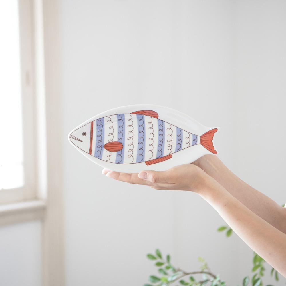 Fish Shaped Dinner Plate