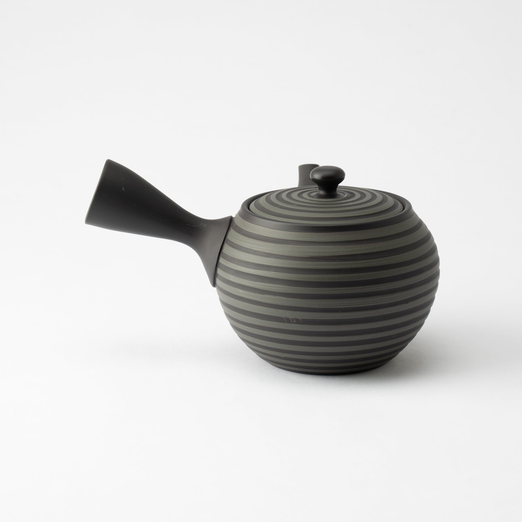 Circular Stripe Patterned Black Japanese Teapot