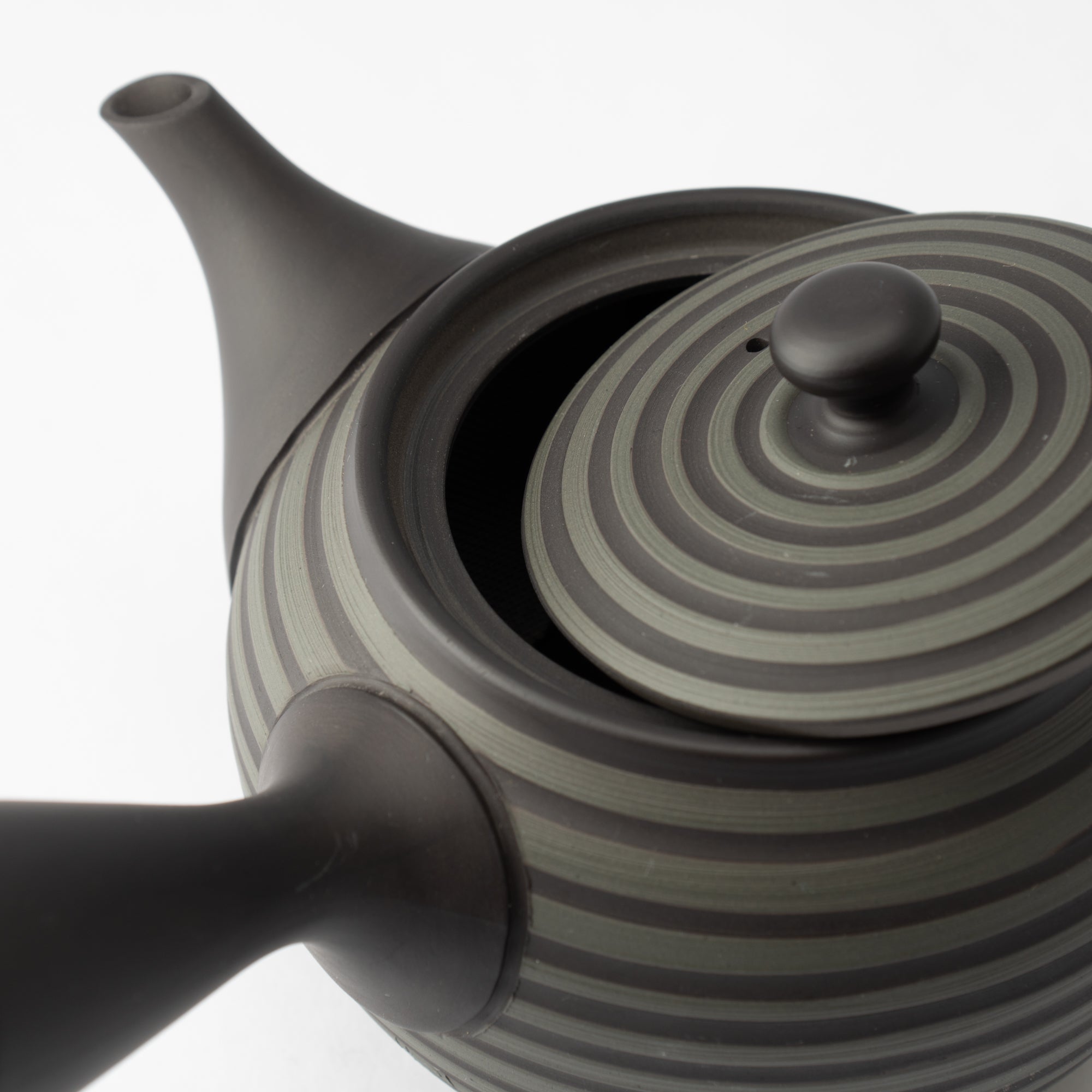 Circular Stripe Patterned Black Japanese Teapot