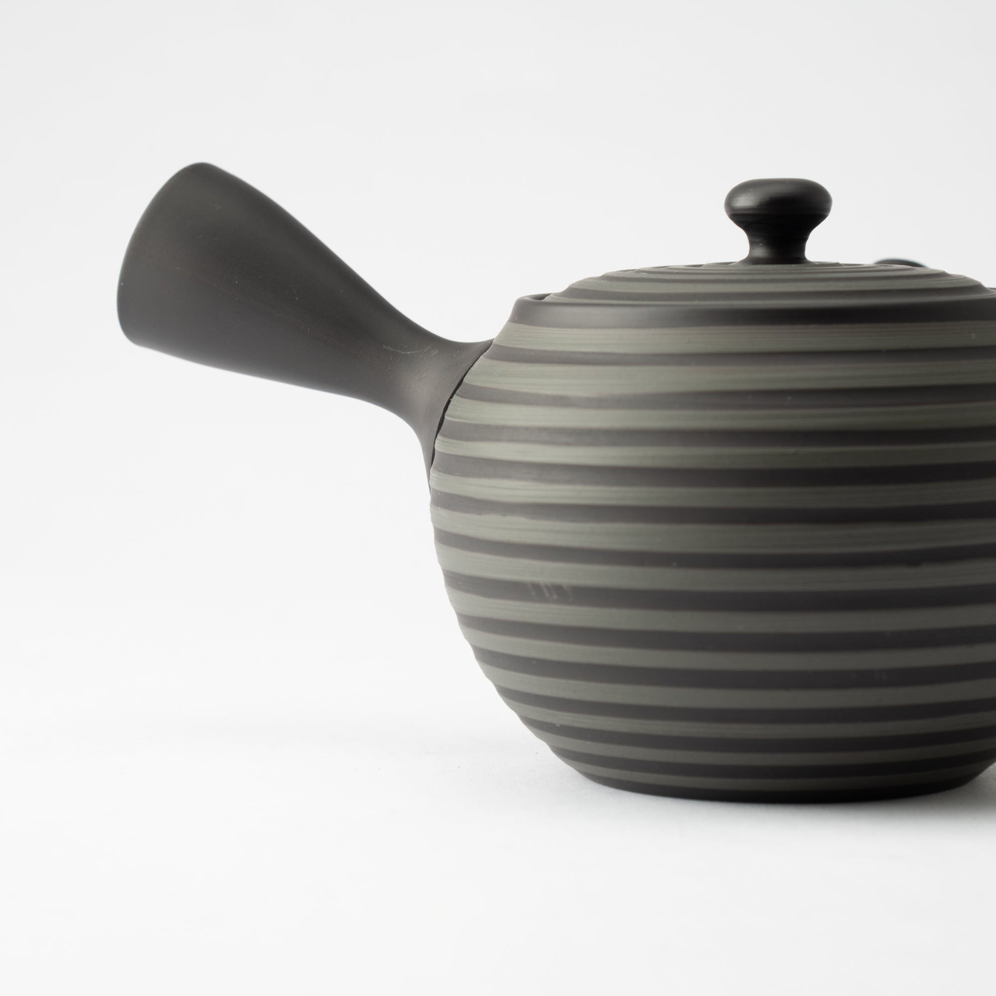 Circular Stripe Patterned Black Japanese Teapot
