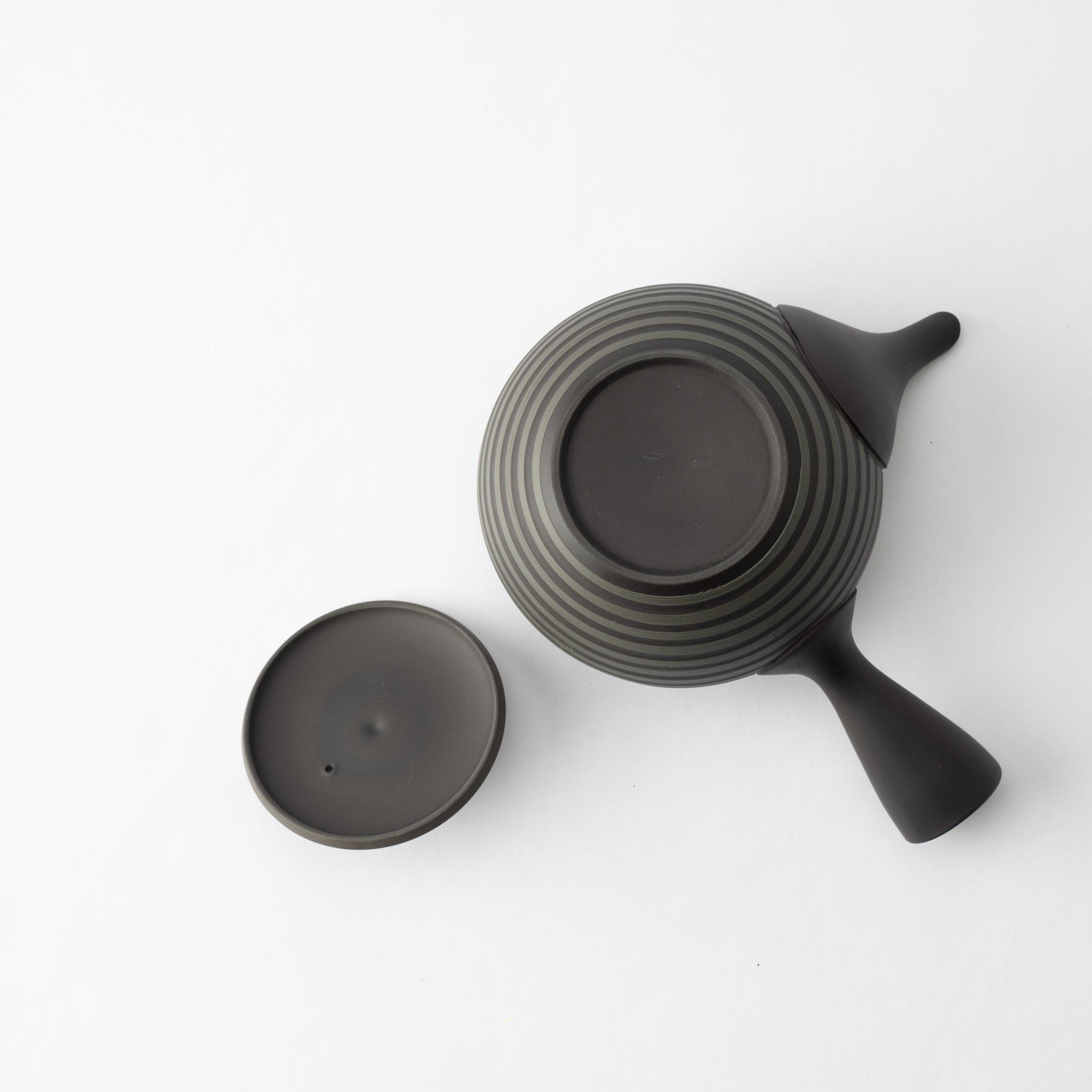 Circular Stripe Patterned Black Japanese Teapot