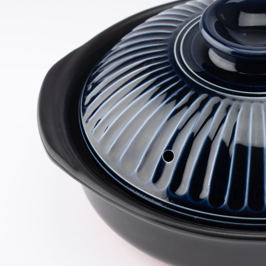 Kikka Navy IH-Compatible Donabe Japanese Clay Pot for 3 to 4 persons