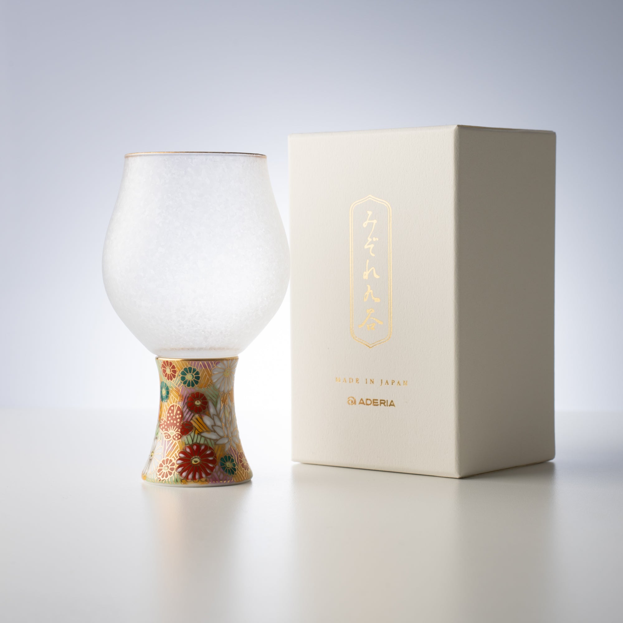 Mizore Hanazume Sake Glass